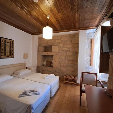 Casa D Toninha - Casas De Campo - Turismo Espaco Rural - Al Sernancelhe Buitenkant foto