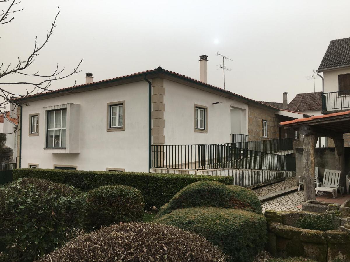 Casa D Toninha - Casas De Campo - Turismo Espaco Rural - Al Sernancelhe Buitenkant foto