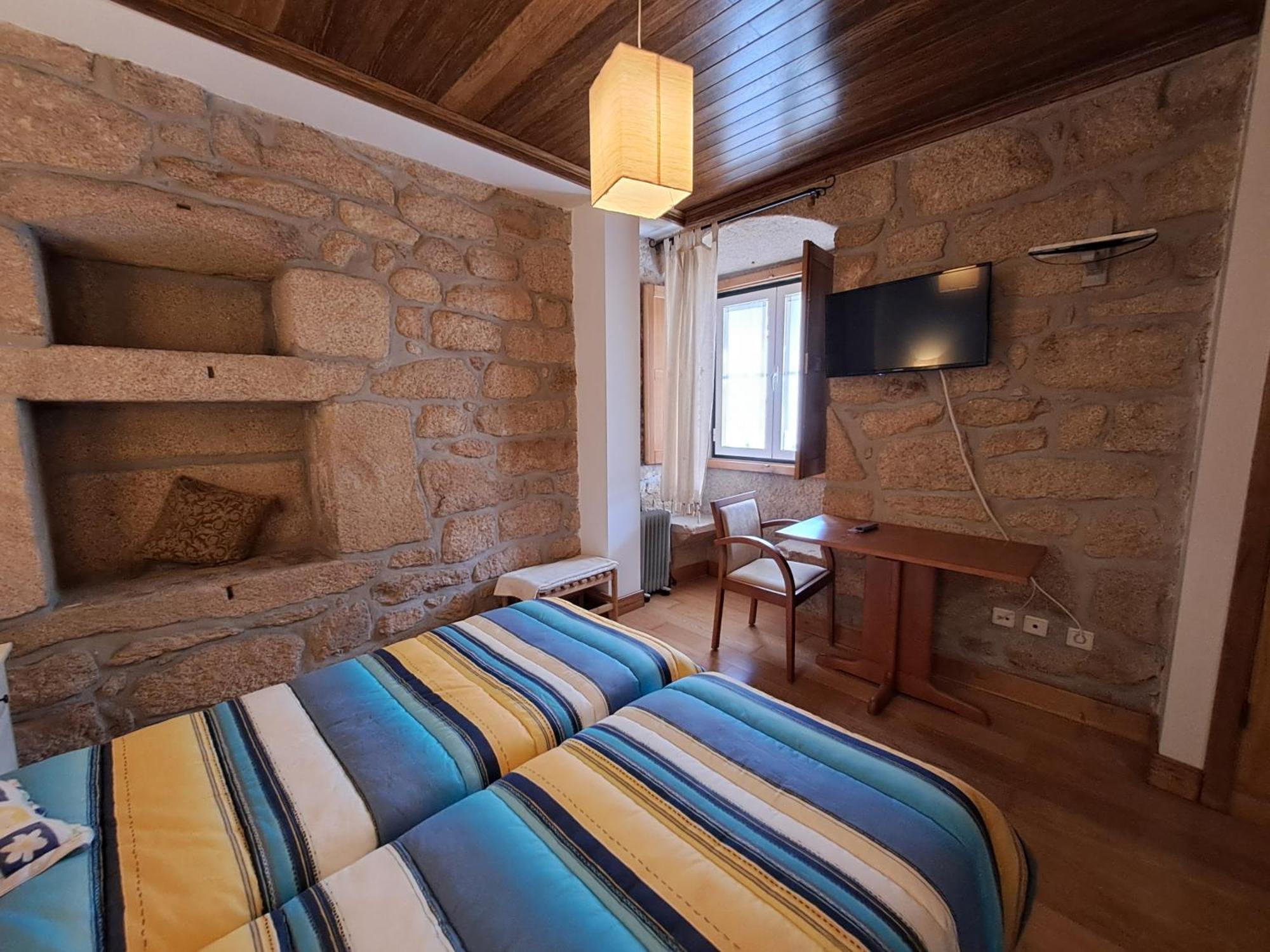 Casa D Toninha - Casas De Campo - Turismo Espaco Rural - Al Sernancelhe Buitenkant foto
